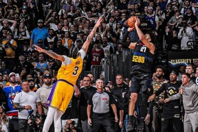 九游官网电脑版网页NBA季后赛倒计时，孟菲斯灰熊集结日绝杀压哨，细节引发关注，信心回归，球队文化再被提及的简单介绍