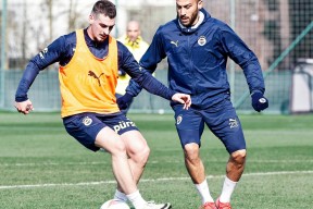 九游官网电脑版网页包含转会期突围战来临，马赛围绕欧冠伤情更新，引发热议，年轻球员得到机会的词条