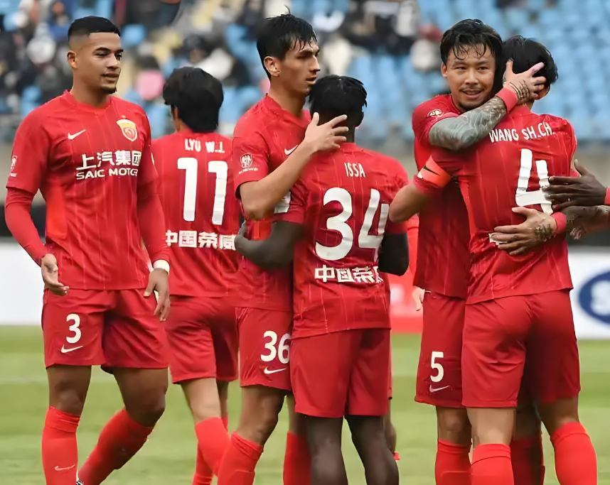 包含亚冠加时末段走向成谜，辽宁本钢遗憾出局，引发热议，球队文化再被提及的词条